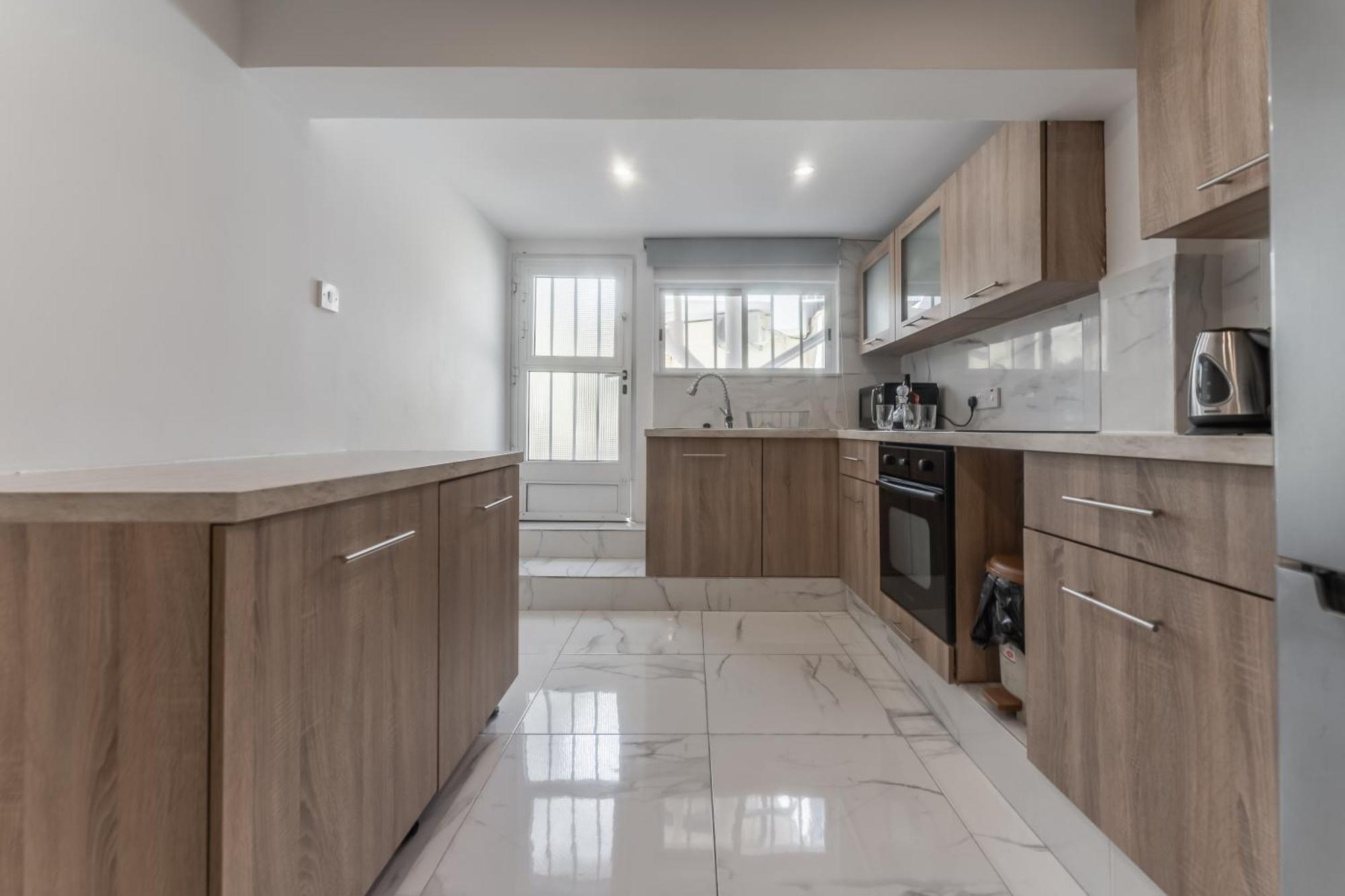 Sant Central Deluxe Apartments Ajía Nápa Kültér fotó