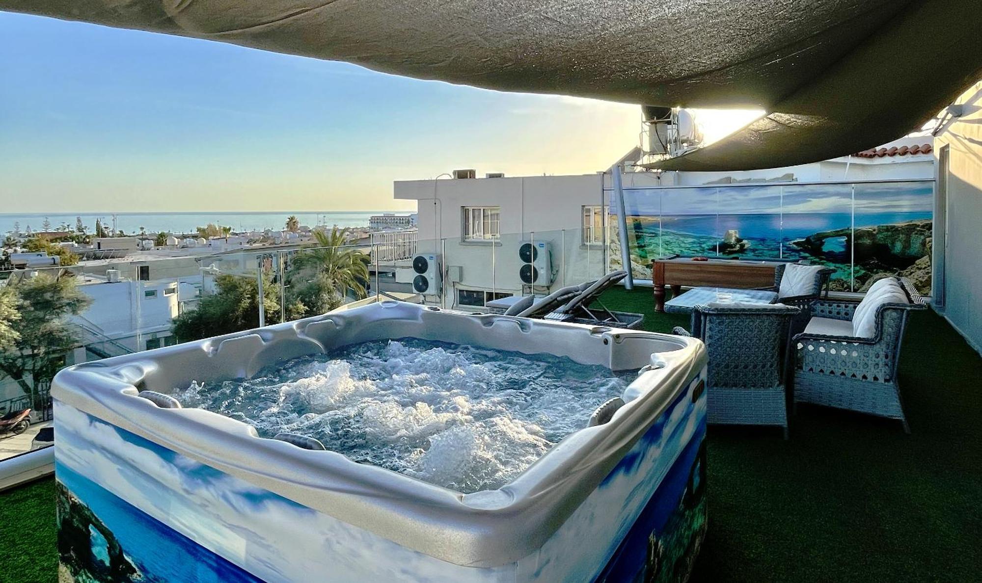 Sant Central Deluxe Apartments Ajía Nápa Kültér fotó